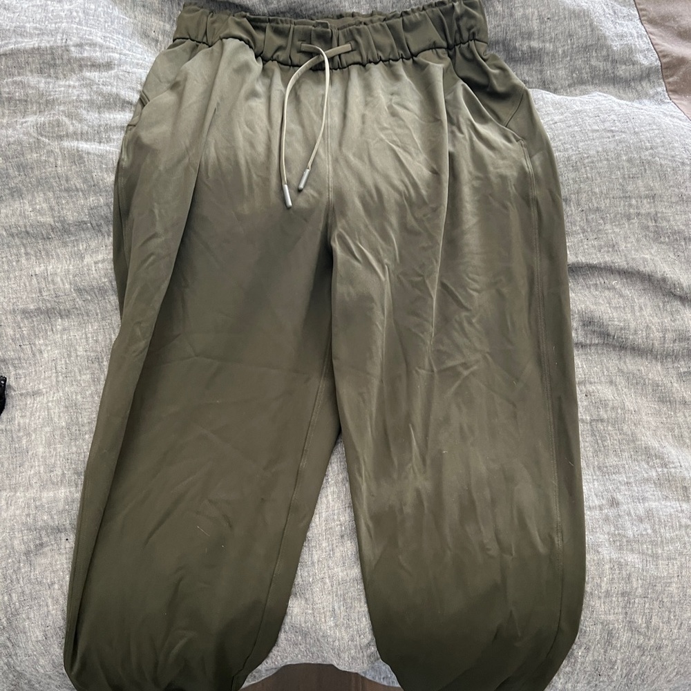 Lululemon Keep Moving High Rise Jogger